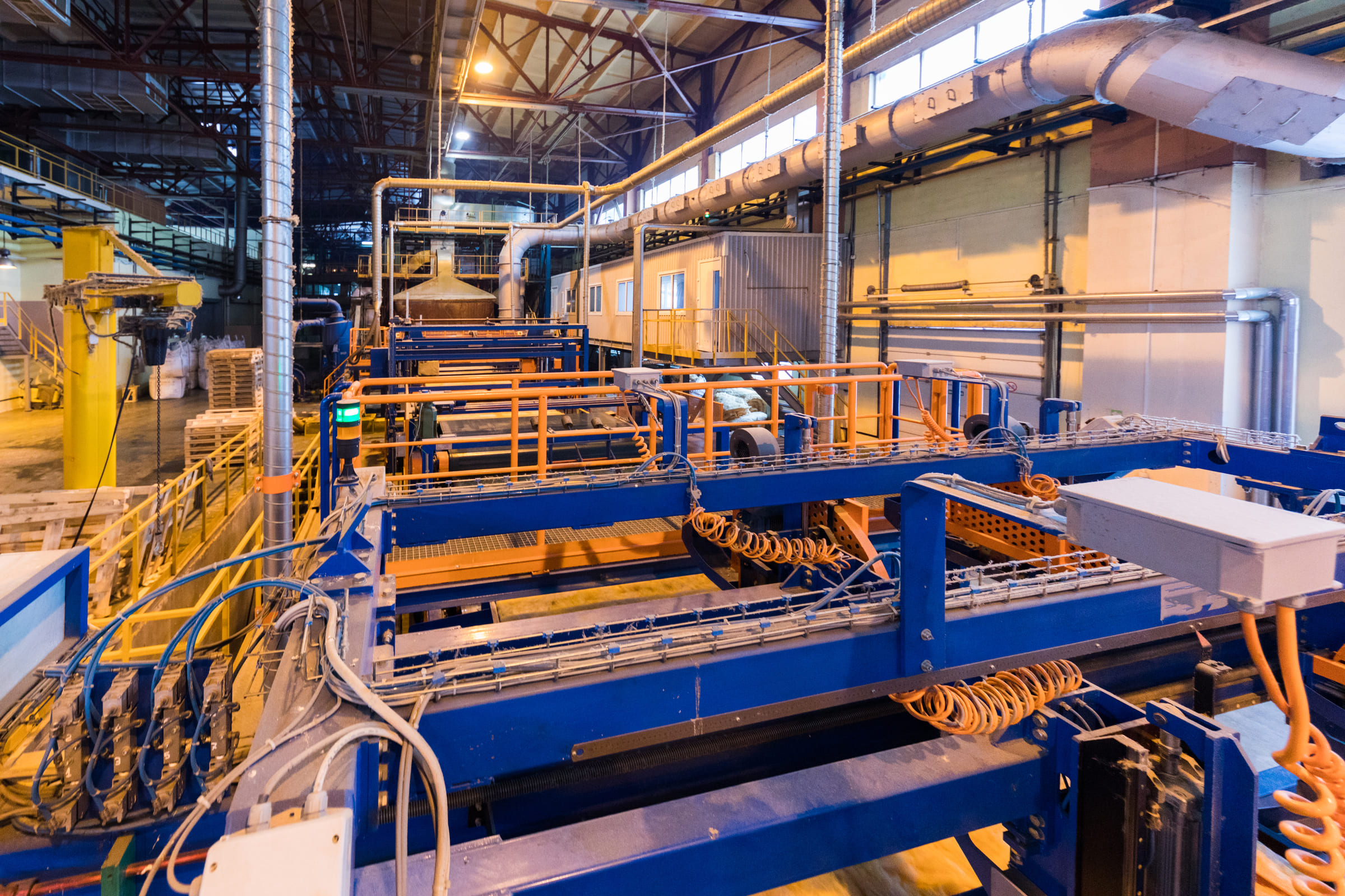 Industrial-scale manufacturing of metal tube handles at BG Metal Tubes